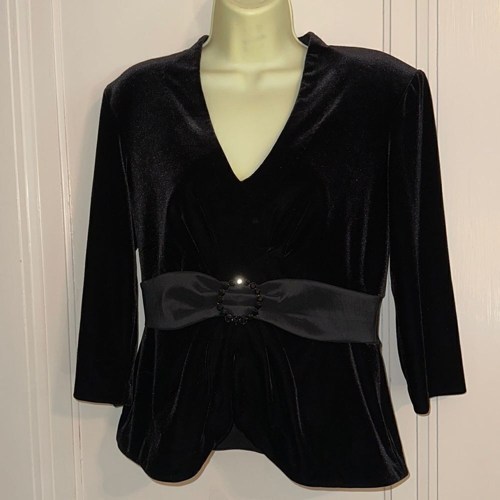 Alex Evenings black velvet dressy blouse /3/4 sleeves & black‎ rhinestone buckle